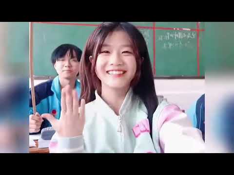 盘点那些回不去的校园时光,青春是追逐打闹,说说笑笑!