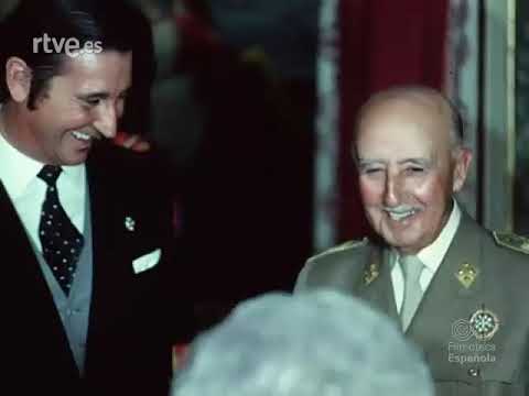 1972 01 03 NODO 1513B Compromiso matrimonial de María del Carmen Martínez Bordiú Franco y Alfonso