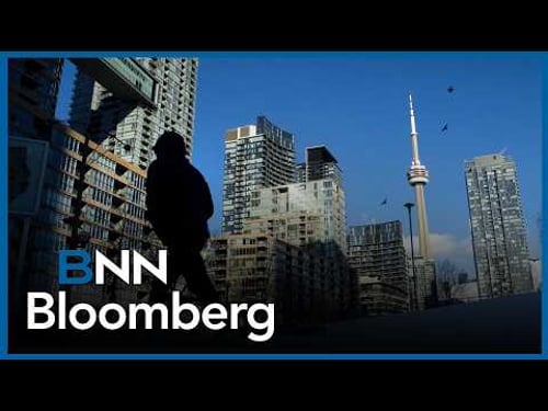 Canada's population shrinks