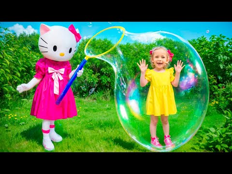 Maya và những thú cưng khổng lồ