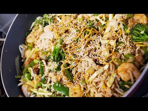 Stir Fry Noodles with Pork and Shrimp
