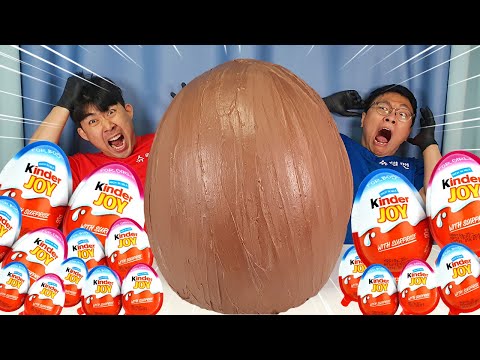 A giant Kinder Joy!? There's a giant prize inside!? No way...!?