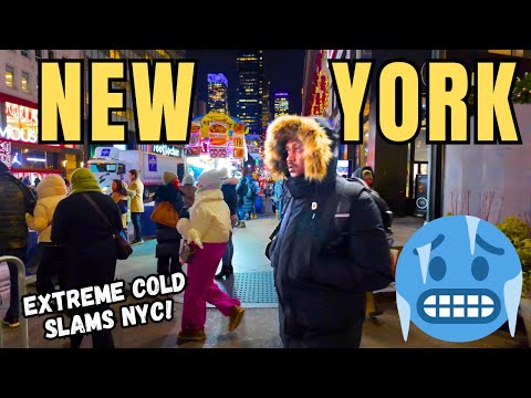 π Exploring Manhattan Christmas Season 2025 π₯Ά NYC Slammed FREEZING COLD Temperatures! βοΈ