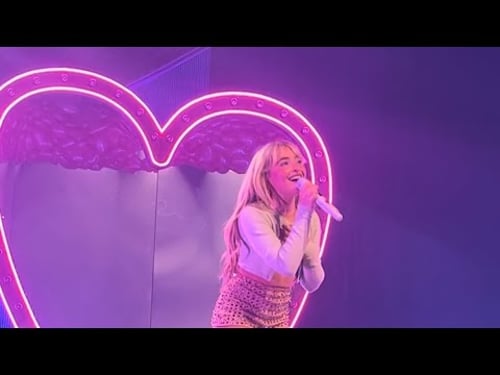 Sabrina Carpenter - A Thousand Miles (Live from The emails i can’t send Tour 2023)