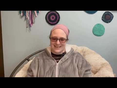 BookTube Vlog-Nukkah Day 3! (Kati Tovah Reads)