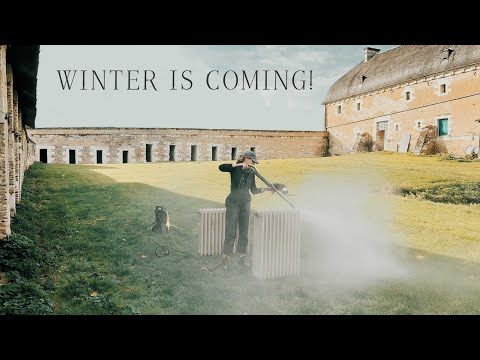 Winter is coming ... and the château is humming!