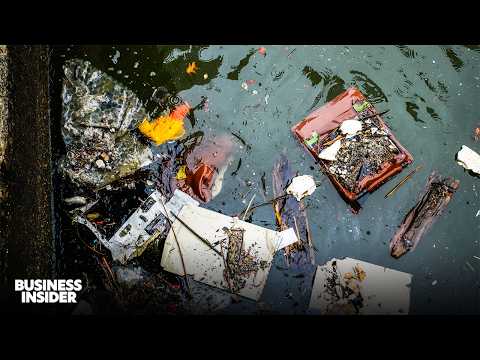 Helicopter Crash Over Hudson River Kills All 6 Passengers On Board | Insider News