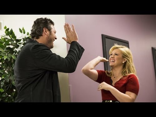kelly clarkson and blake shelton are literal siblings pt. 2