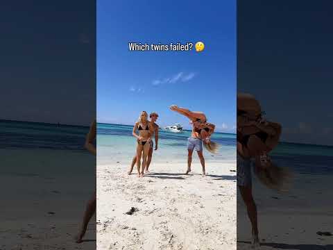 Twins FAIL on beach 😭