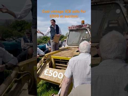 Very cool vintage JCB sells for just £500 at farmers estate auction sale in Devon - wish I’d bid!