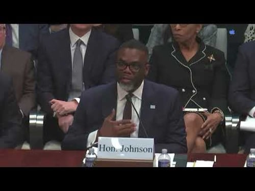 "Who elected you?" | Mayor Johnson grilled over Chicago's sanctuary status