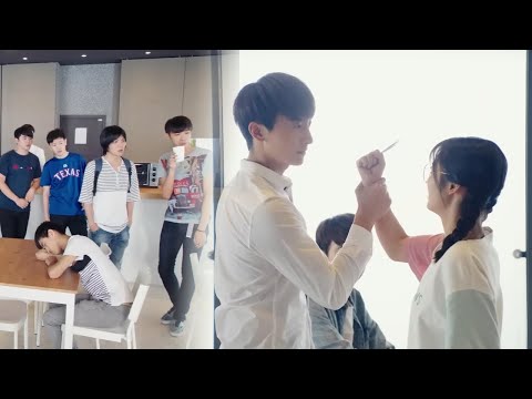 Cinderella slapped the most handsome guy in public, all was stunned