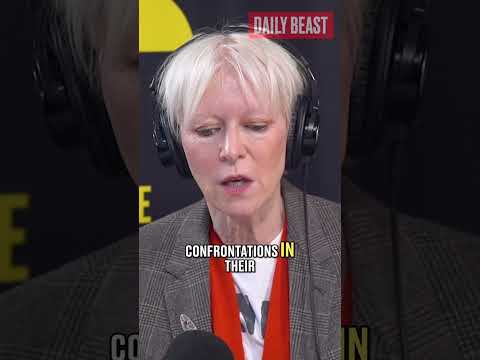 Distraction Is Trump’s Only Way To Save The Midterms #trump #podcast