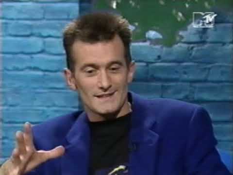 Mike Oldfield on MTV’s Most Wanted: Interview, Sentinel Video & Live Taurus 3 (1992)