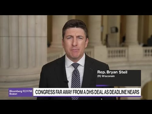 House Rule Vote Delayed as GOP Threatens Revolt on Tariffs