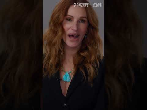 Julia Roberts & Sean Penn try to figure out how long they know each other