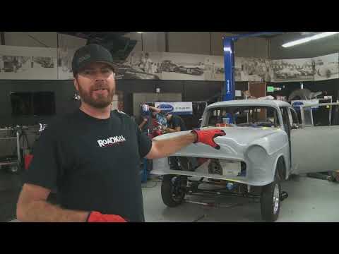 Roadkill S03E06 Hemi Buildup on a 55 Chevy Bel Air