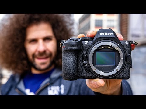Hands-on with the Nikon Z5 II: a MINI Z6 III or...