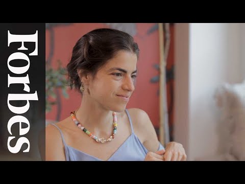 How Man Repeller’s Leandra Medine Redefined Fashion’s Front Row | Success With Moira Forbes
