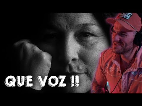 AMERICANO escucha por primera vez a Mercedes Sosa-Alfonsina y el mar