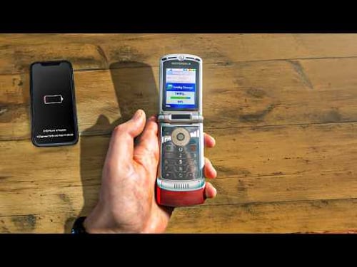 I Switched To A Flip Phone in 2025