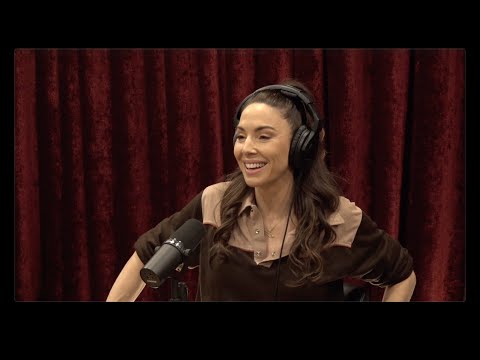 Joe Rogan Experience #2436 - Whitney Cummings