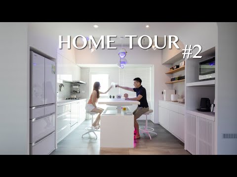House Tour|White Japanese open kitchen with 10-person elevated center island bar + dining table