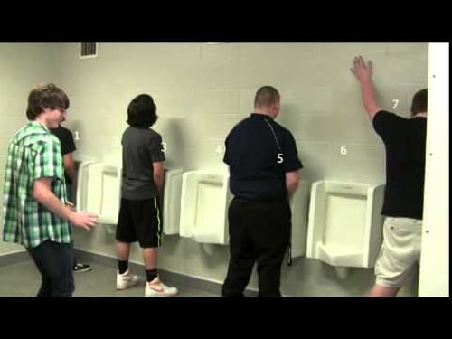 Bathroom Etiquette with Cassten