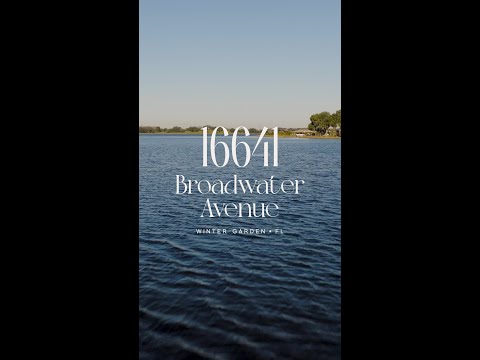 This Lakefront Estate Has 7 Bedrooms, 5,100+ Sq Ft, and Unforgettable Water Views #shorts