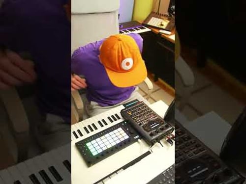 R&B Sample Flip - Ableton Live, Move + SP-404 MK2