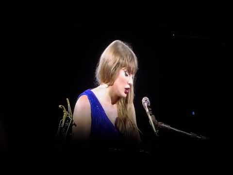 Taylor Swift - Toronto Night 2 - Evermore + Peter
