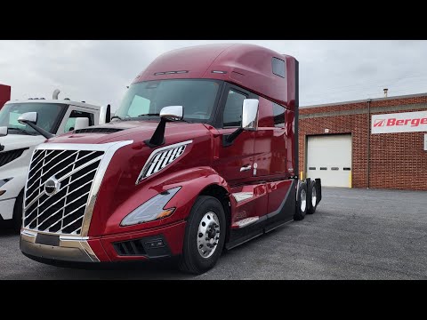 VNL860 Ultimate with a Murphy bed! #volvotrucks #modern #technology #diesel #truckdriver #trucking