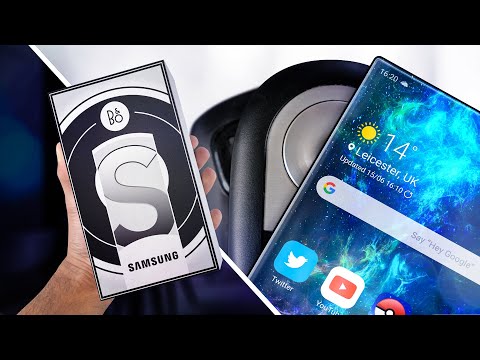 Unboxing the forgotten Samsung Phone.