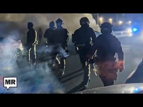 Trump's Secret Police Wage War On Chicago Citizens