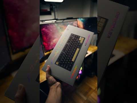 Unboxing the Yunzii AL75 Pro. Typing test at the end! #yunzii #keyboard #unboxing #tech #gamer