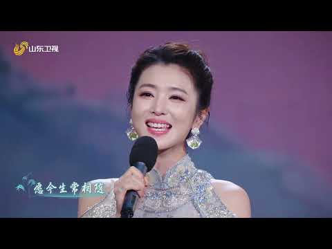 #李云霄深情演唱女儿情# #李云霄女儿情温柔到骨子里 #李云霄 演唱歌曲《女儿情》,歌声温柔到骨子里。#山东卫视春晚##山东春晚# #2026山东春晚