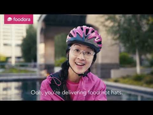 Meet Clara: become a foodora rider.