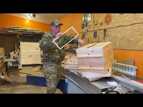 КУРС ПЕРВЫЙ. УВЕЛИЧИВАЕМ ПАСЕКУ. БЕРЁМ МЁД