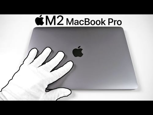 Apple M2 Macbook Pro Unboxing - But can it run Videogames? (Call of Duty, Fortnite, Minecraft)