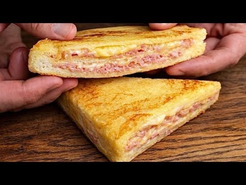 Grilled Ham and Cheese.Monte Cristo sandwich: for a tasty and quick breakfast.