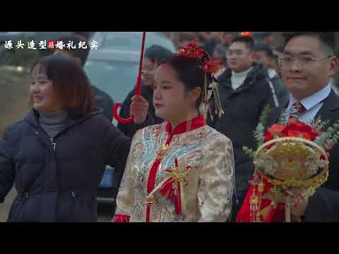 单生的终点,浪漫的节点,幸福的起点,祝你们新婚快乐,盼你们百年好合、。#纪实婚礼摄影 #婚礼那天