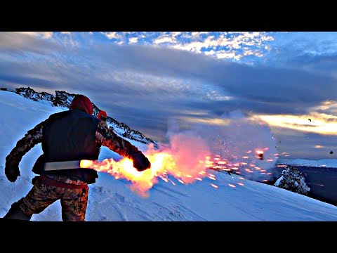 ✅A BEAR CAME to Dyatlov Pass 🐻 A UAZ fell through the ice 😱 We're pulling it with a winch 🔧 Part ...