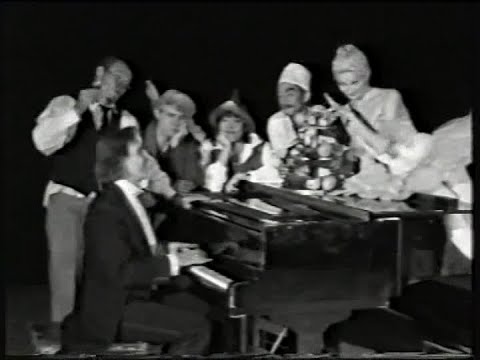 ะะะ ะ ะฃ NEW YEAR! 2026 / scherzo teatrale / theatrical joke