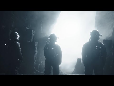 外星球是個巨神,降下1萬座神之門,要毀滅地球帶走210億人