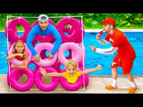 Chris aprende a seguir as regras para brincar na piscina