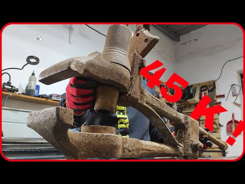 Restoration of very old blacksmith's vise