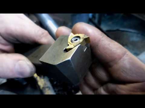 Как работает резец с aliexpress на резьбе М36 шаг 4 резцом .