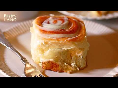 The BEST Fluffy Cinnamon Rolls (Ultra Soft, Moist & Easy!)