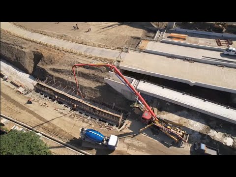 2025.12.16 淡江大橋 淡水端施工觀察 南向機車道+4瀝青鋪設 進出車輛行車動線更改 各區施工概況 空拍 LIVE 直播