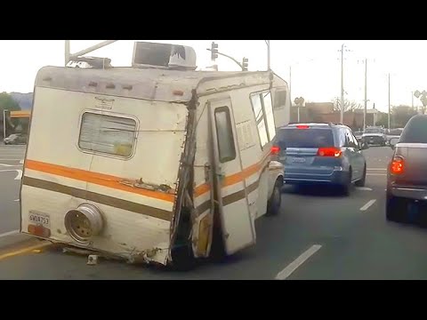Best Fails on Wheels - 100% Idiots